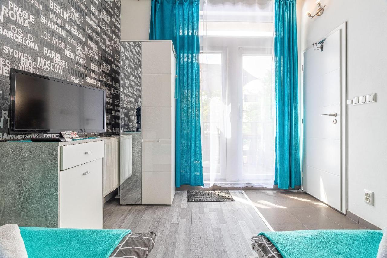 Bratislava -Apartment Near The City Center With A Balcony Екстериор снимка